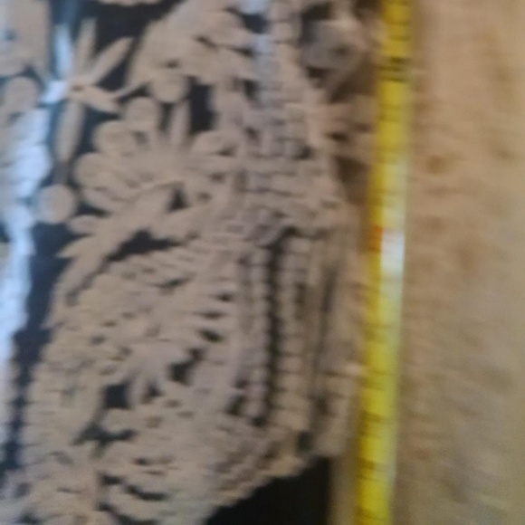 Lace top - Picture 3 of 3